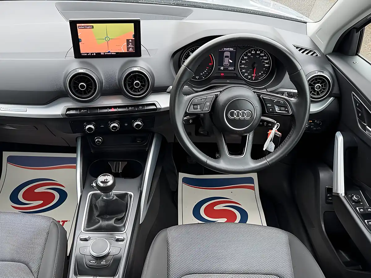 Used 2020 Audi Q2 Sport Silver - Interior and Exterior details 16