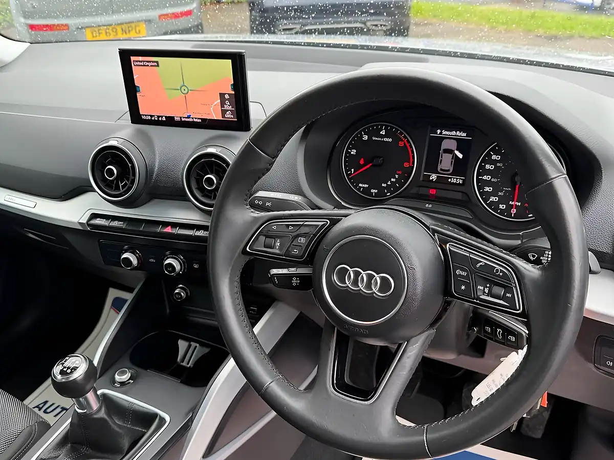 Used 2020 Audi Q2 Sport Silver - Interior and Exterior details 19