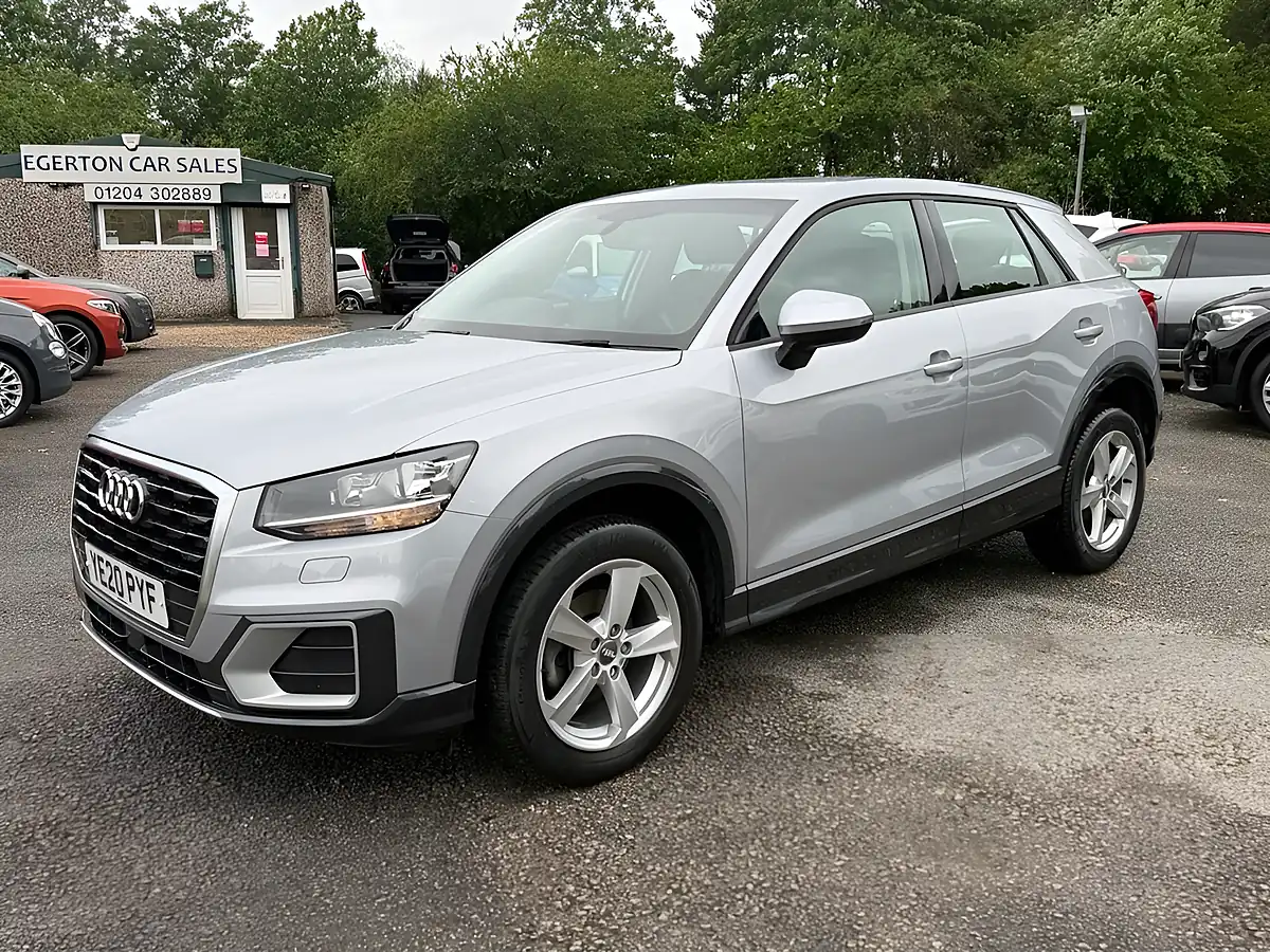 Used 2020 Audi Q2 Sport Silver - Interior and Exterior details 9