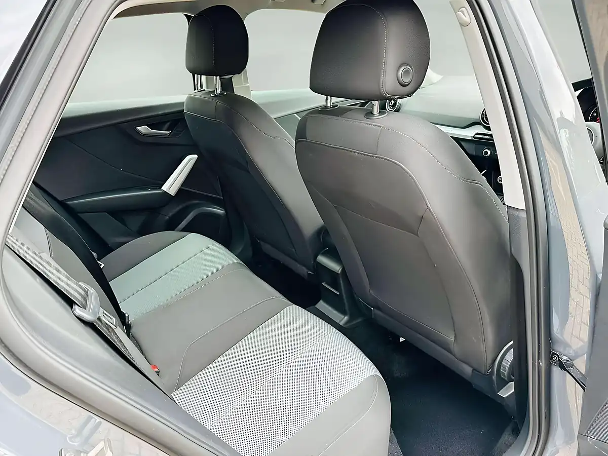 Used 2020 Audi Q2 Technik Grey - Interior and Exterior details 14