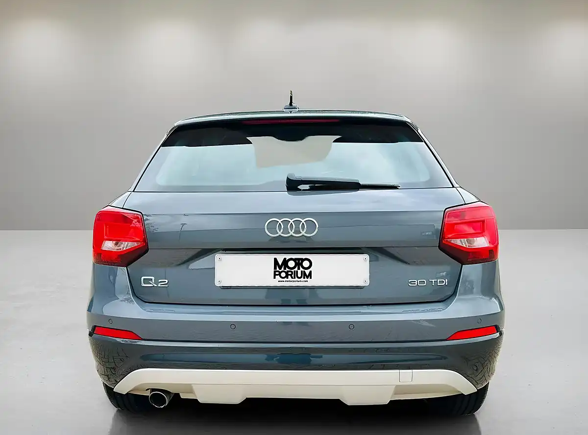 Used 2020 Audi Q2 Technik Grey - Interior and Exterior details 20