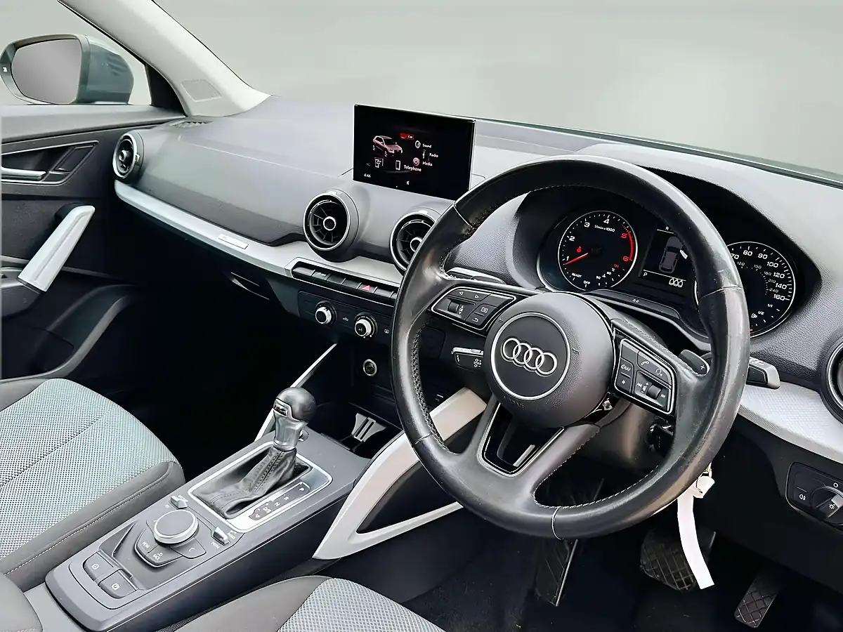 Used 2020 Audi Q2 Technik Grey - Interior and Exterior details 6