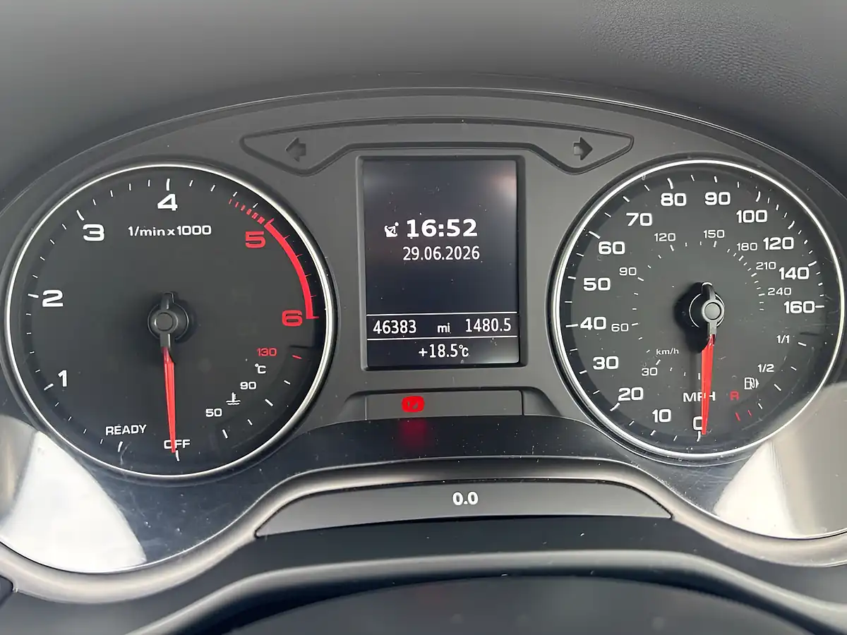 Used 2020 Audi Q2 Technik Ibis White - Interior and Exterior details 11