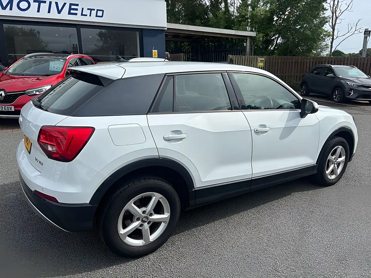 Used 2020 Audi Q2 Technik Ibis White - Interior and Exterior details 14