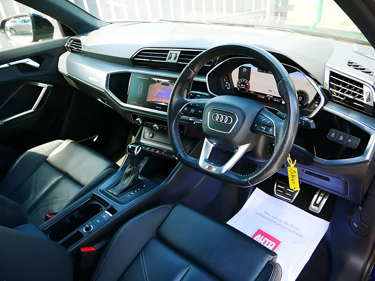 Used 2020 Audi Q3 Edition 1 Navarra Blue - Interior and Exterior details 10