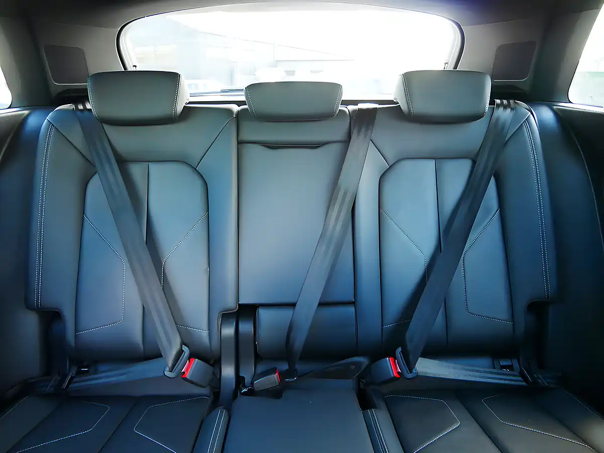Used 2020 Audi Q3 Edition 1 Navarra Blue - Interior and Exterior details 20
