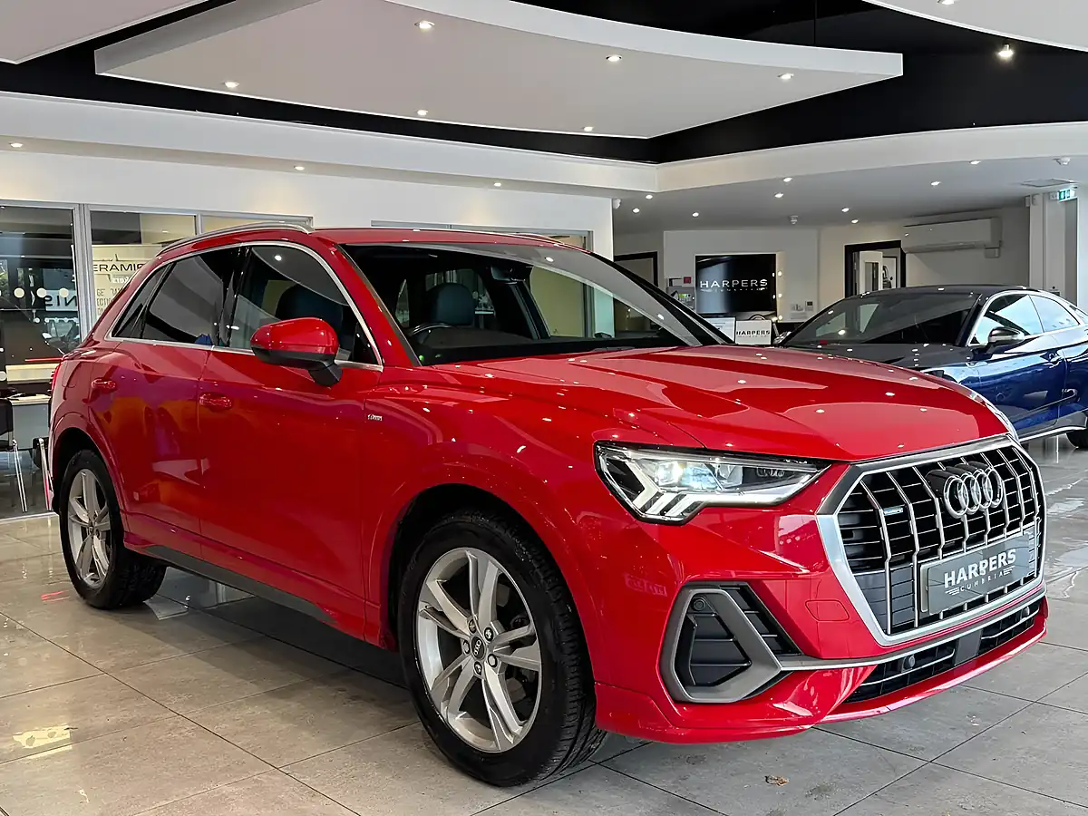 Used 2020 Audi Q3 S Line Red - Interior and Exterior details 10
