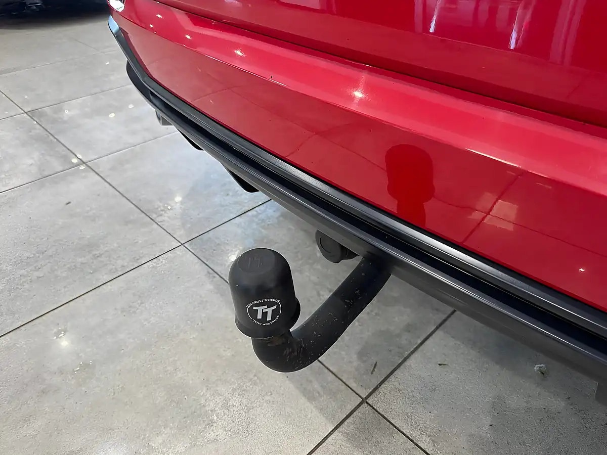 Used 2020 Audi Q3 S Line Red - Interior and Exterior details 7