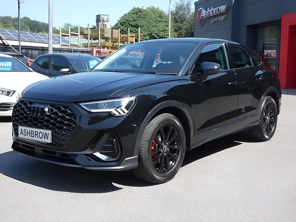 Used 2020 Audi Q3 Sport Mythos Black Metallic - Interior and Exterior details 8