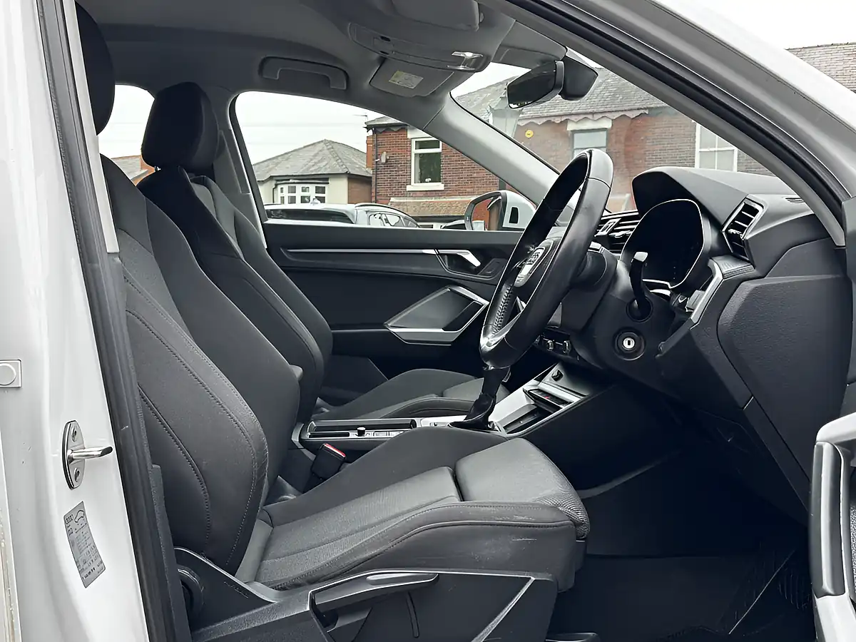 Used 2020 Audi Q3 Sport White - Interior and Exterior details 14