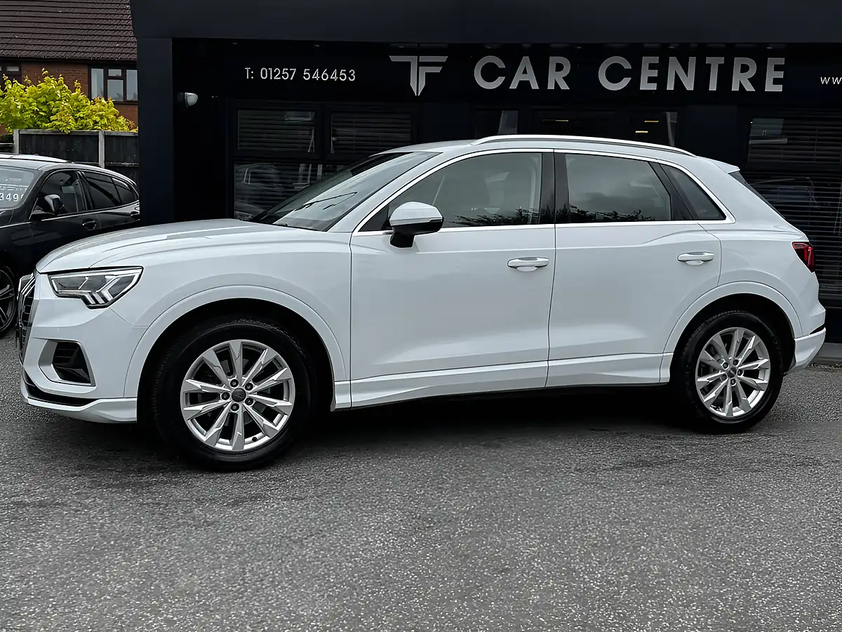 Used 2020 Audi Q3 Sport White - Interior and Exterior details 3