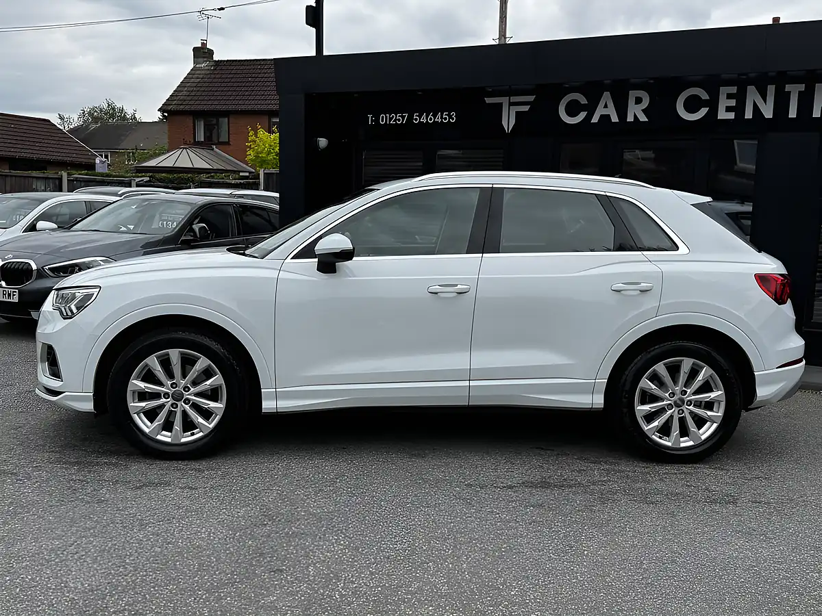 Used 2020 Audi Q3 Sport White - Interior and Exterior details 4