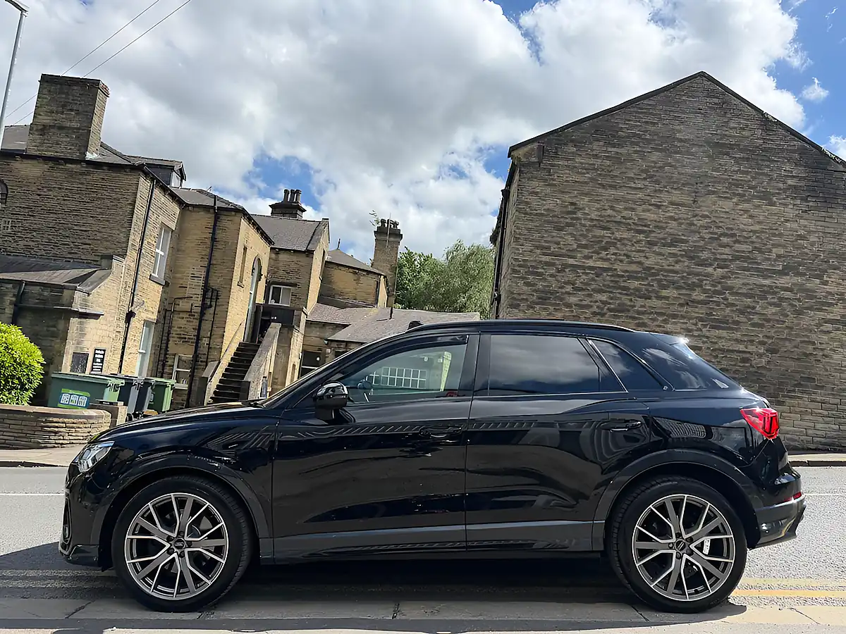 Used 2020 Audi Q3 Vorsprung Black - Interior and Exterior details 8