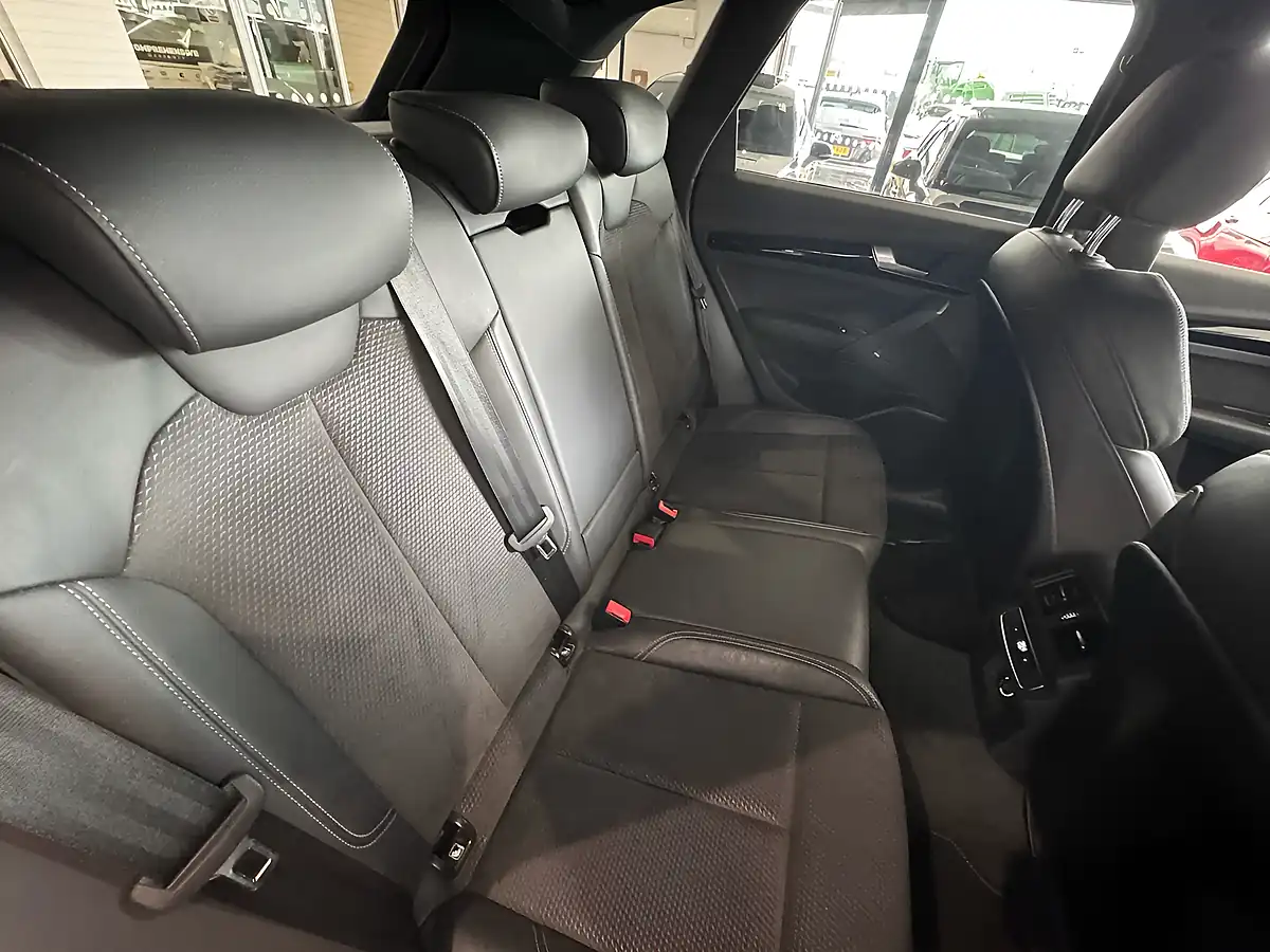 Used 2020 Audi Q5 Black Edition Blue - Interior and Exterior details 6