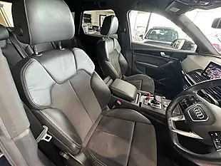 Used 2020 Audi Q5 Black Edition Blue - Interior and Exterior details 8