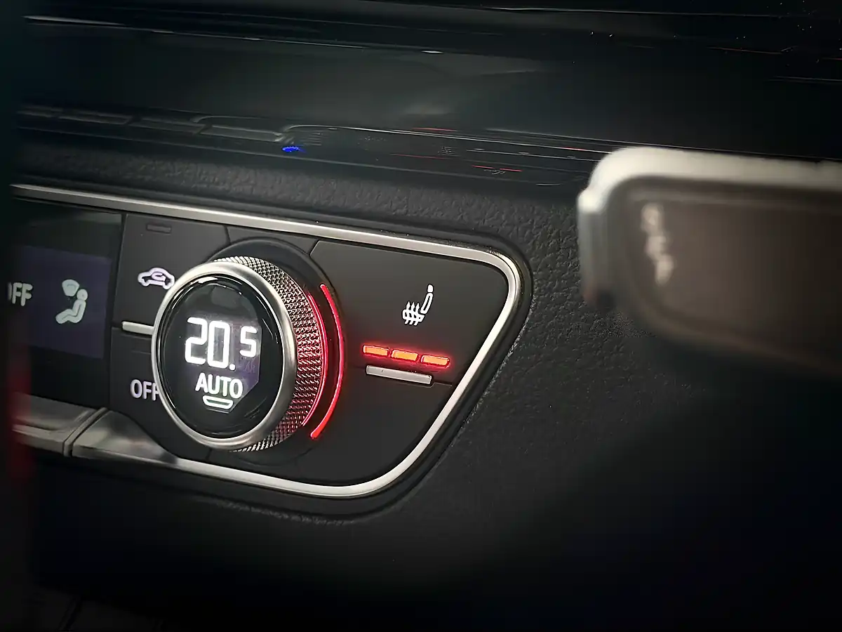 Used 2020 Audi Q5 Black Edition Blue - Interior and Exterior details 13