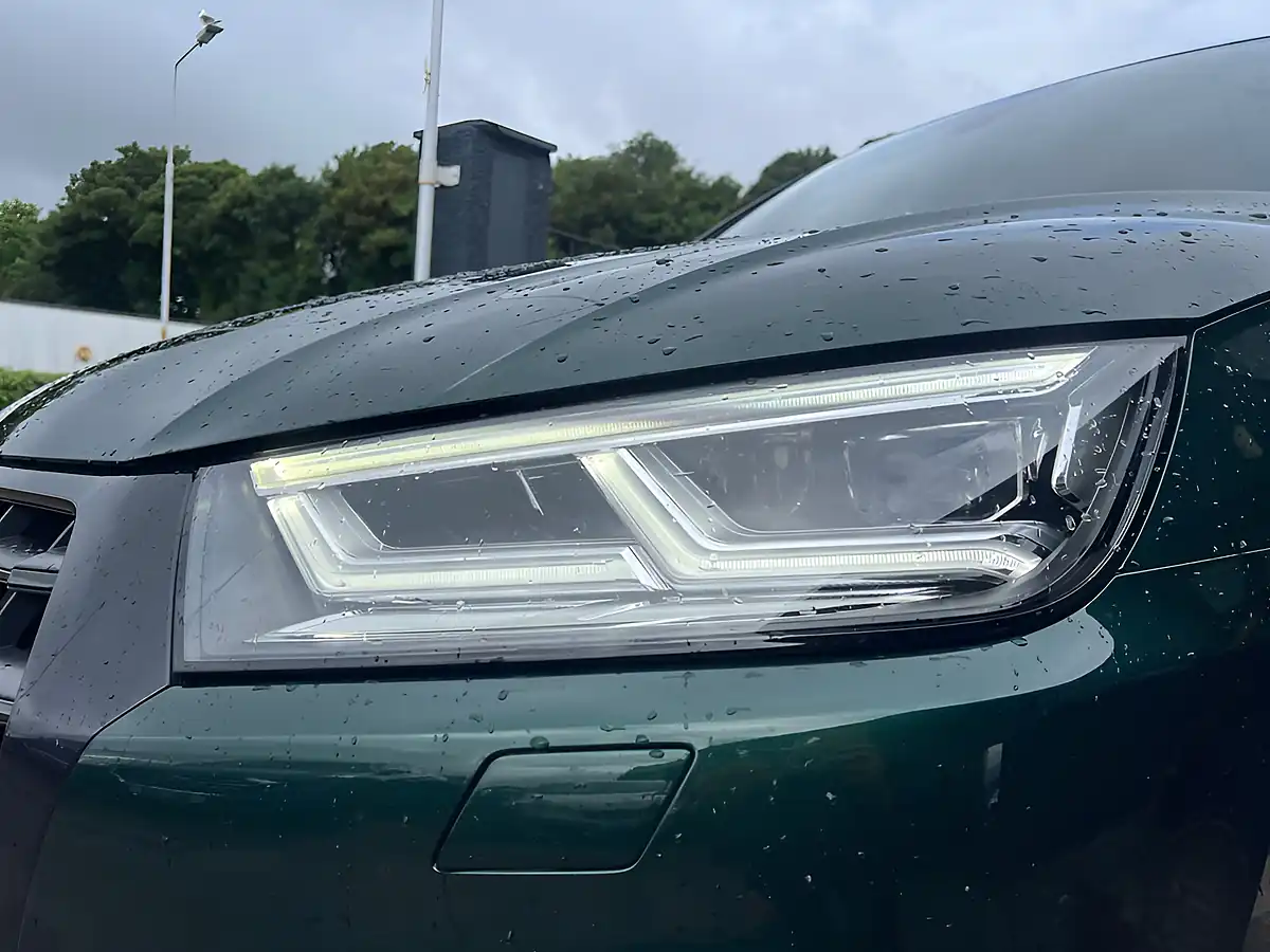 Used 2020 Audi Q5 Black Edition Green - Interior and Exterior details 10