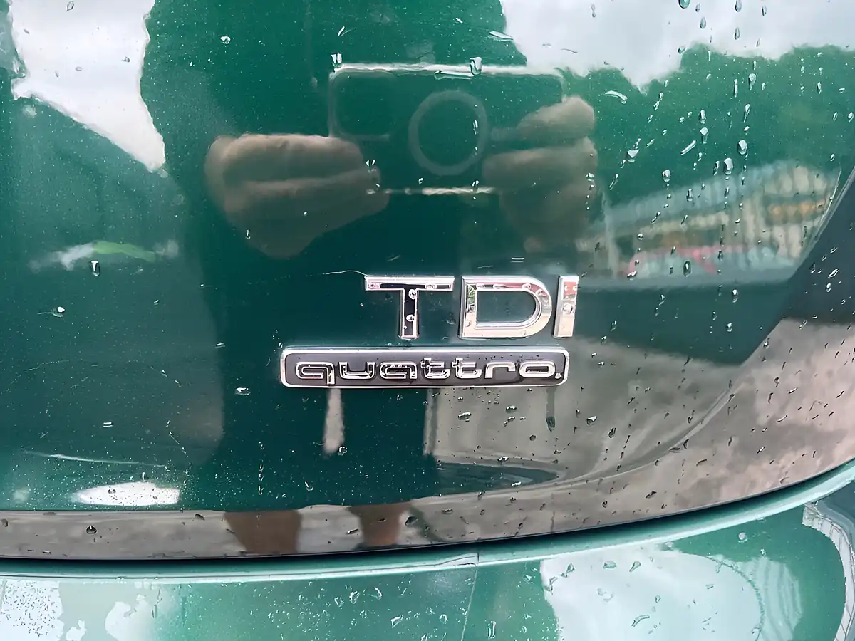 Used 2020 Audi Q5 Black Edition Green - Interior and Exterior details 14