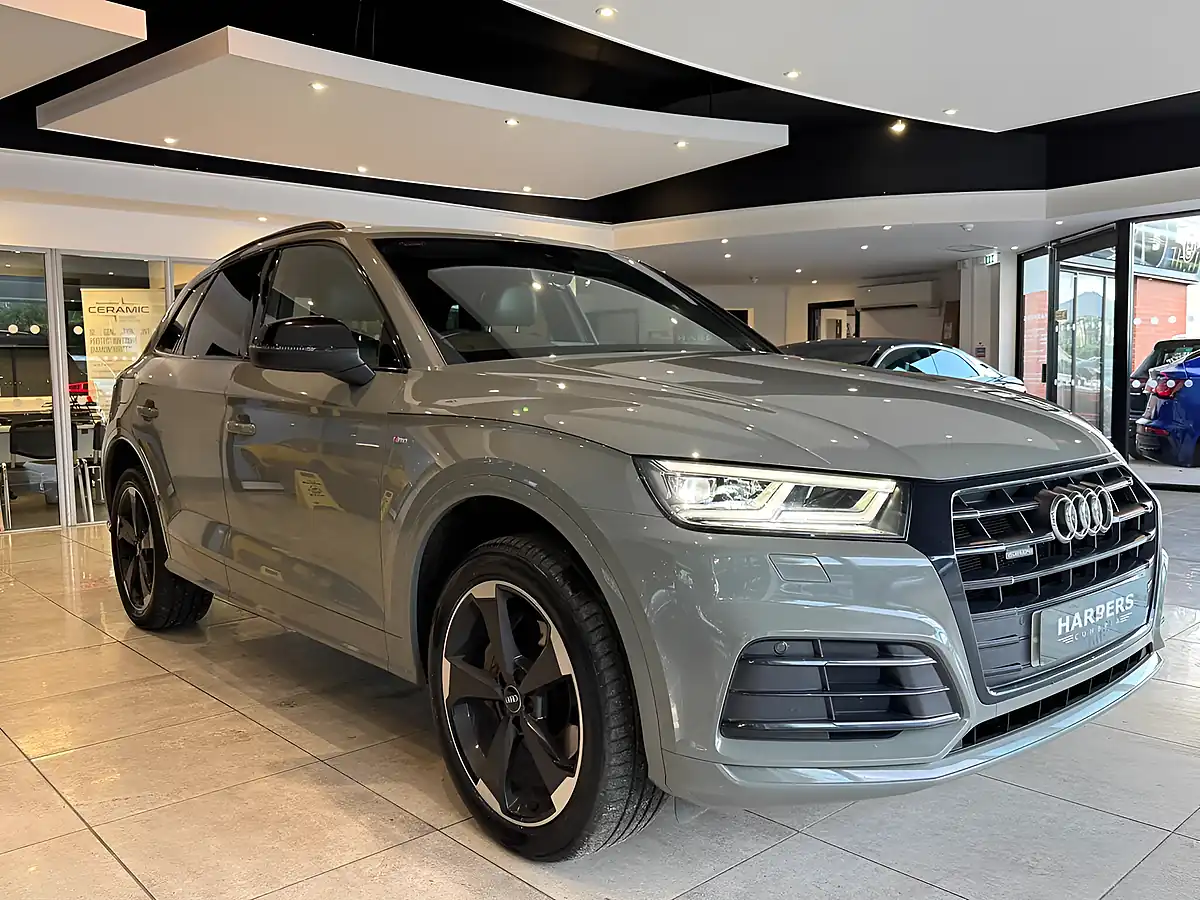 Used 2020 Audi Q5 Black Edition Grey - Interior and Exterior details 10