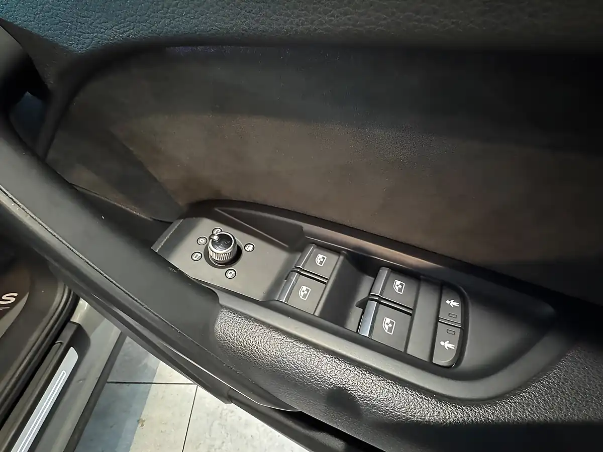 Used 2020 Audi Q5 Black Edition Grey - Interior and Exterior details 13