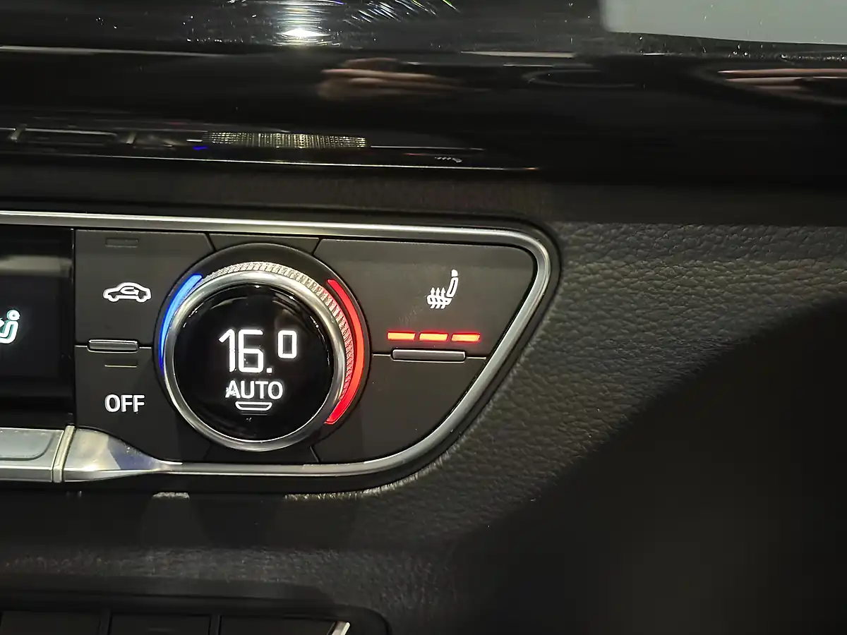 Used 2020 Audi Q5 Black Edition Grey - Interior and Exterior details 15