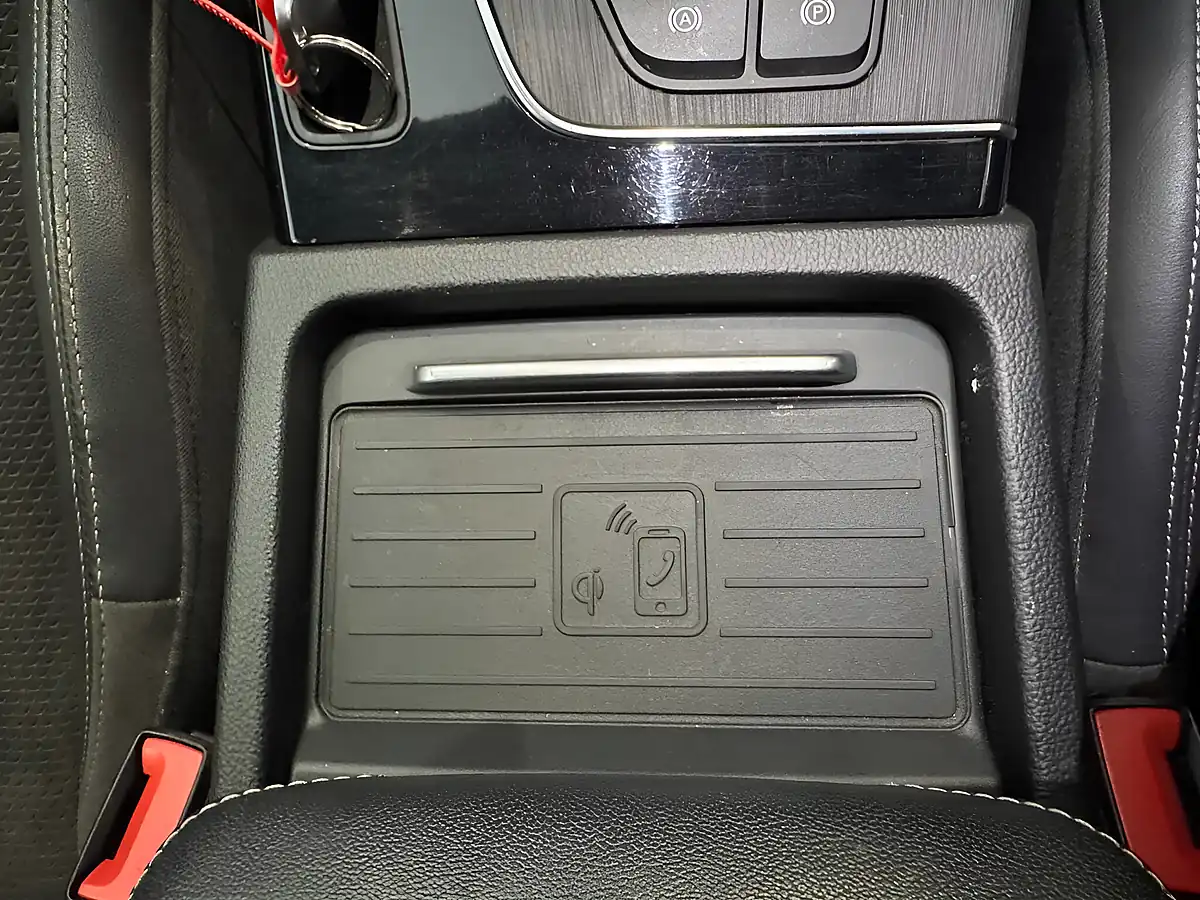 Used 2020 Audi Q5 Black Edition Grey - Interior and Exterior details 17