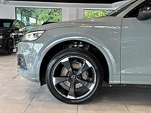 Used 2020 Audi Q5 Black Edition Grey - Interior and Exterior details 2