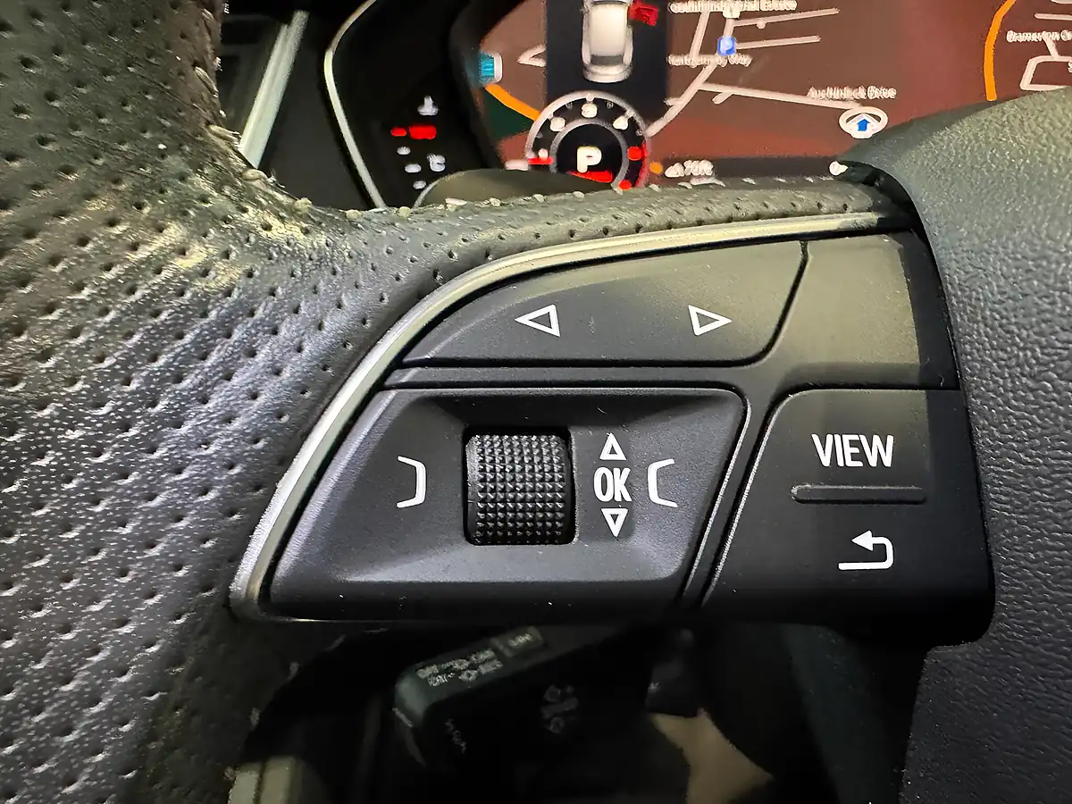 Used 2020 Audi Q5 Black Edition Grey - Interior and Exterior details 20