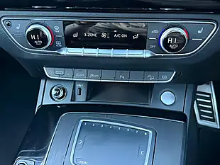 Used 2020 Audi Q5 Black Edition Silver - Interior and Exterior details 7