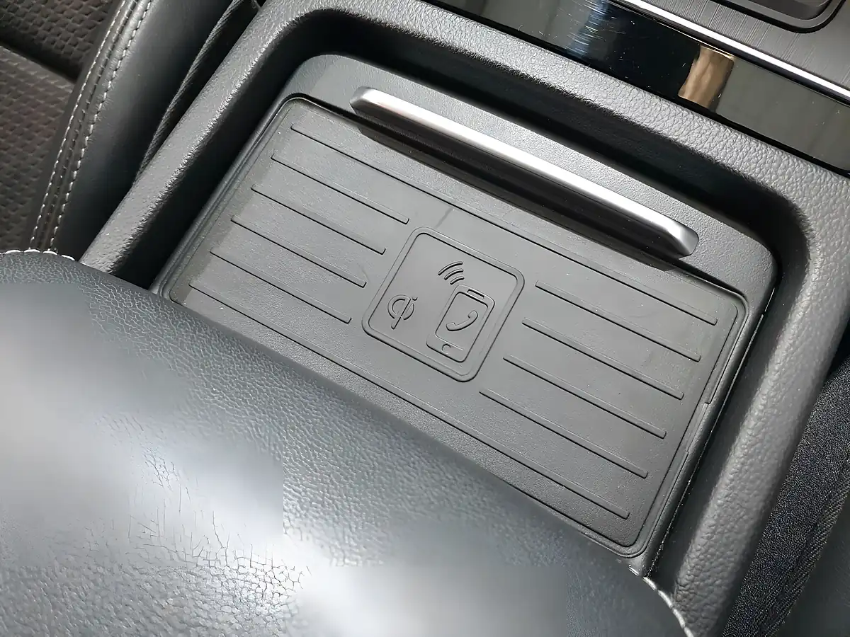 Used 2020 Audi Q5 Black Edition Silver - Interior and Exterior details 18