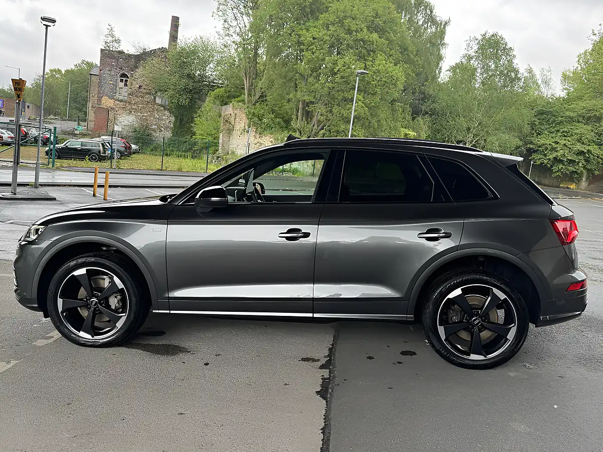 Used 2020 Audi Q5 S Line Black Edition Grey - Interior and Exterior details 17