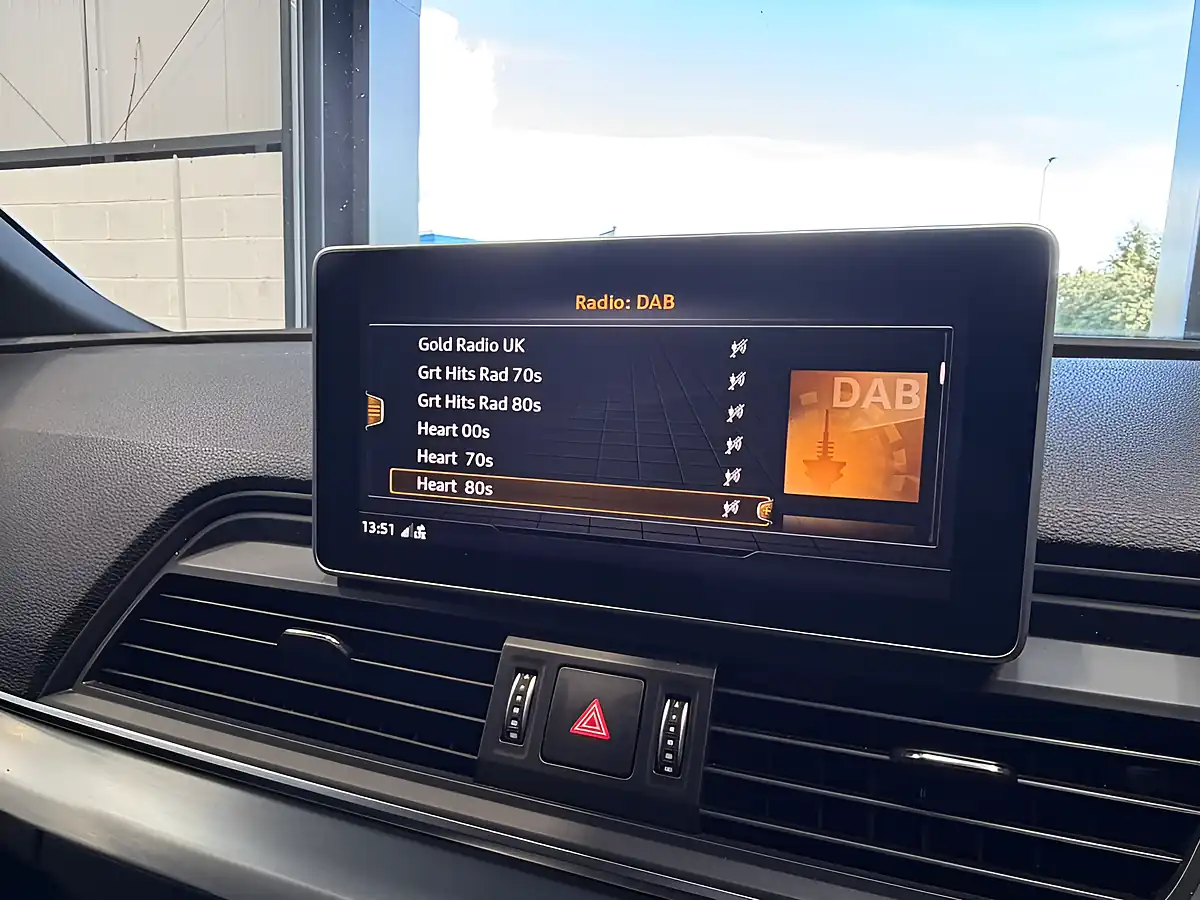 Used 2020 Audi Q5 S Line Competition Blue - Interior and Exterior details 18