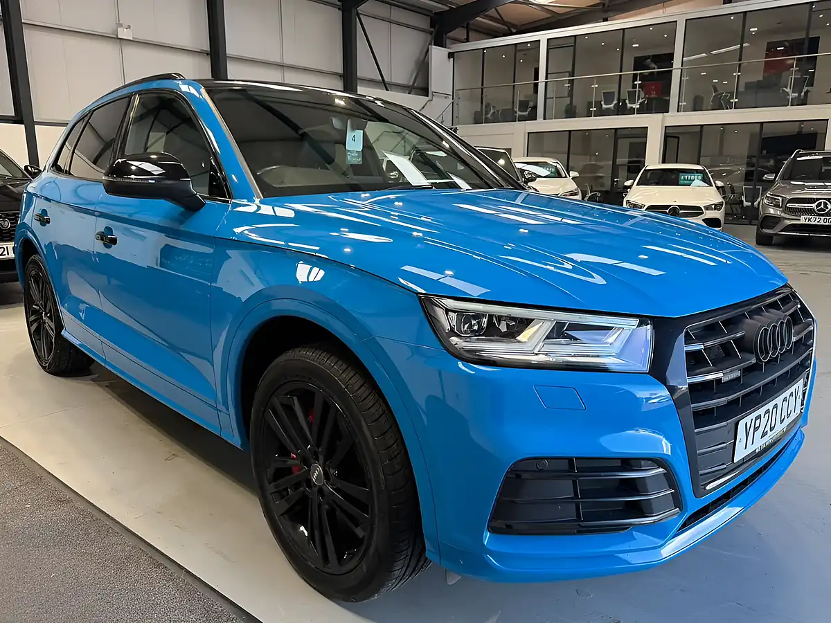 Used 2020 Audi Q5 S Line Competition Blue - Interior and Exterior details 7
