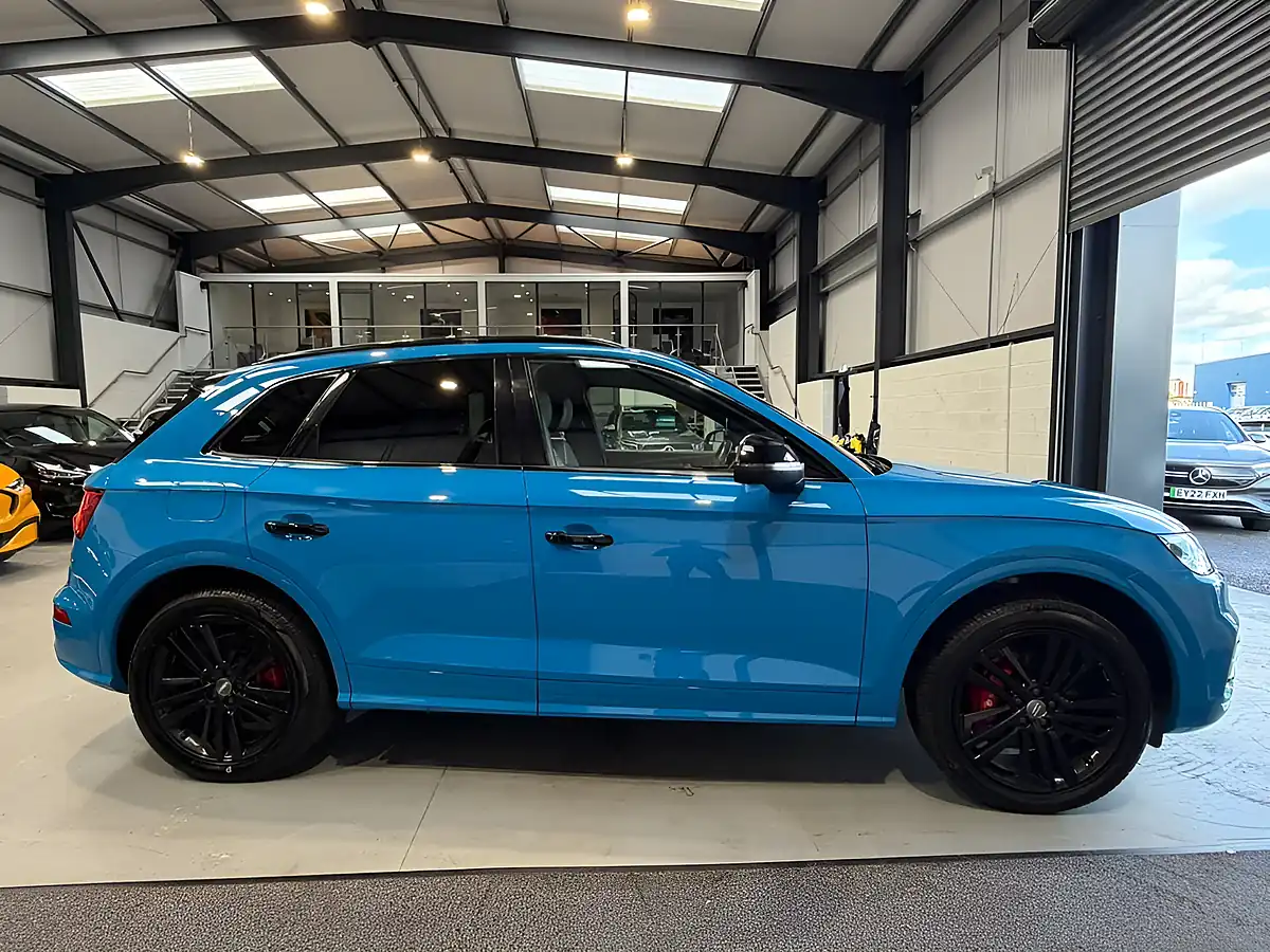 Used 2020 Audi Q5 S Line Competition Blue - Interior and Exterior details 8