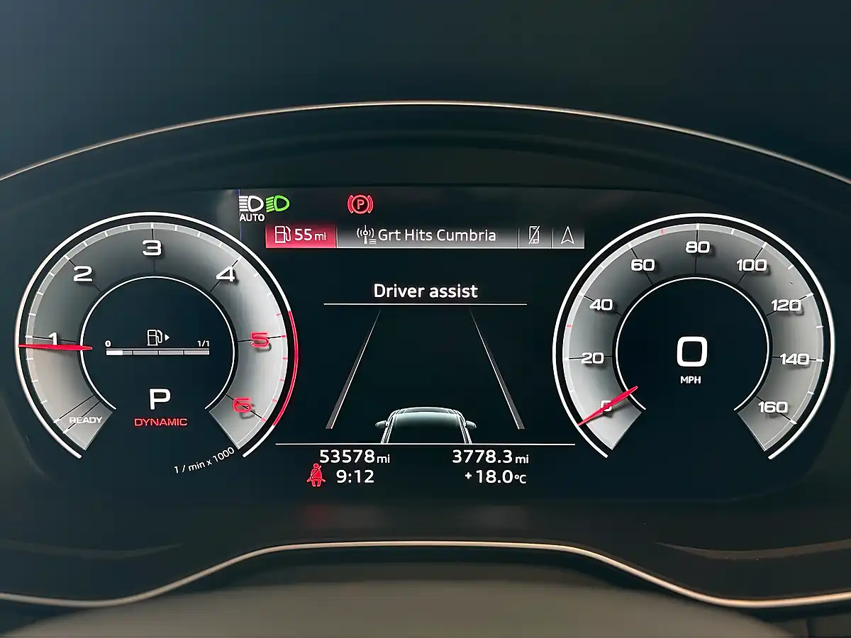Used 2020 Audi Q5 S Line Grey - Interior and Exterior details 18