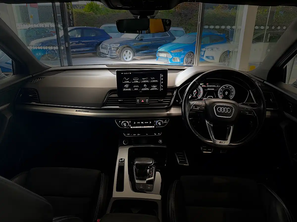 Used 2020 Audi Q5 S Line Grey - Interior and Exterior details 19