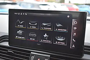 Used 2020 Audi Q5 Sport Grey - Interior and Exterior details 16