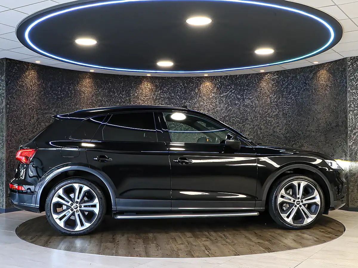 Used 2020 Audi Q5 Vorsprung Black - Interior and Exterior details 10