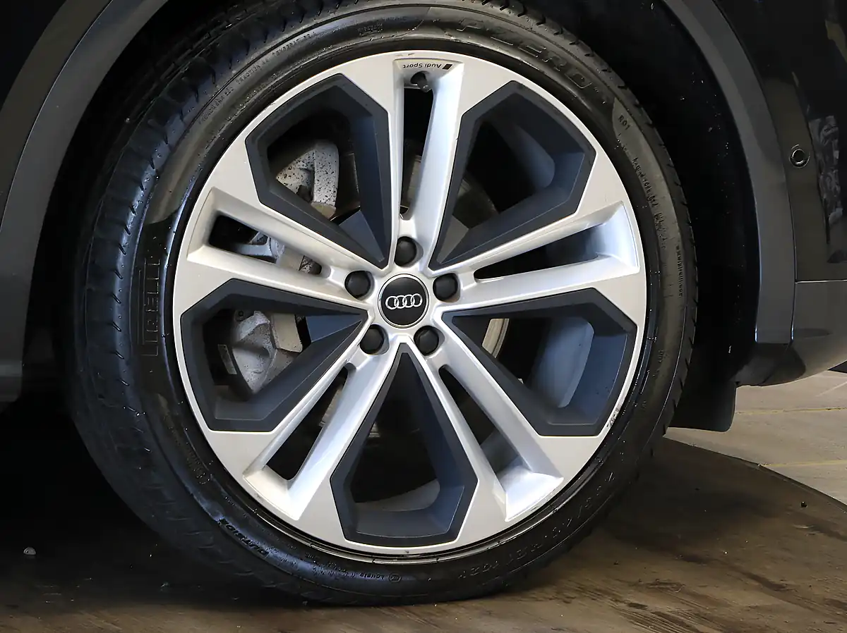 Used 2020 Audi Q5 Vorsprung Black - Interior and Exterior details 19