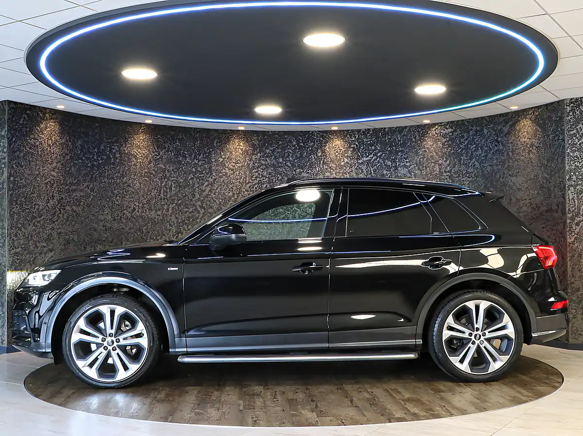 Used 2020 Audi Q5 Vorsprung Black - Interior and Exterior details 8