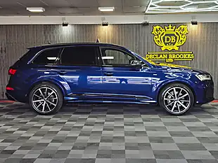 Used 2020 Audi Q7 Black Edition Blue - Interior and Exterior details 2