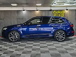 Used 2020 Audi Q7 Black Edition Blue - Interior and Exterior details 6