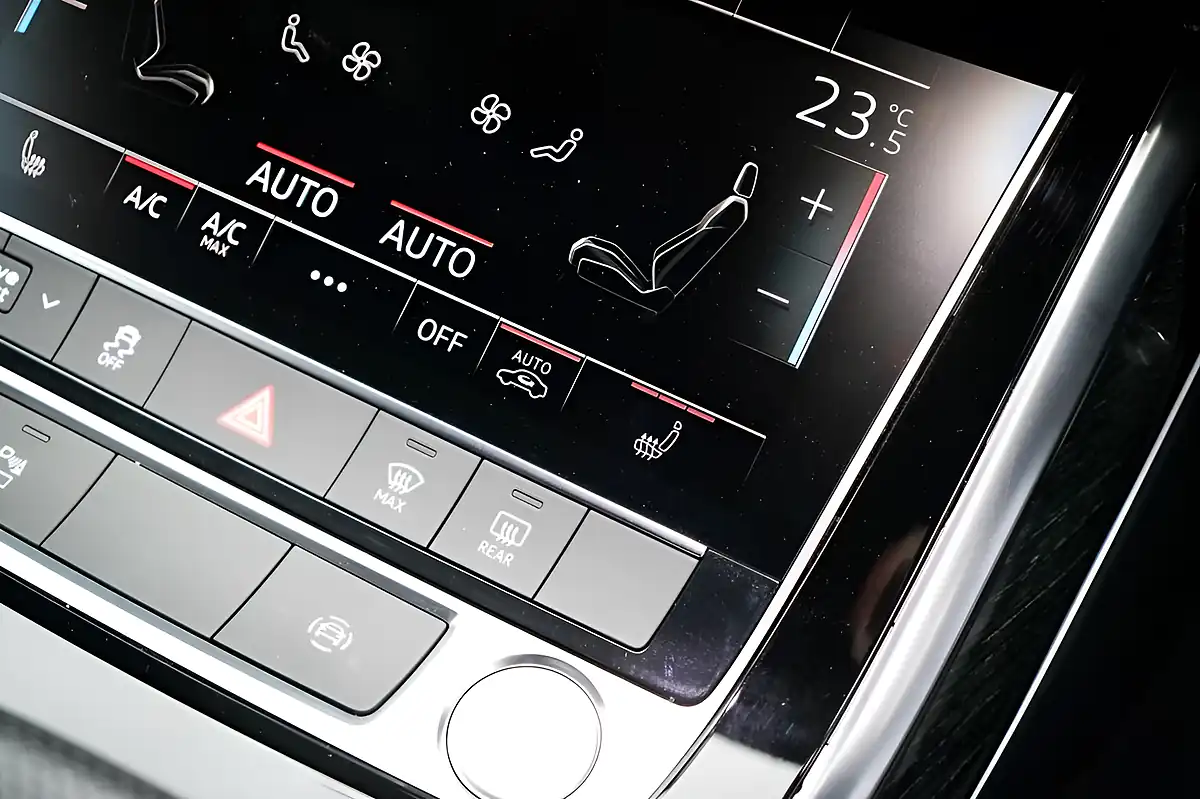 Used 2020 Audi Q7 Black Edition Grey - Interior and Exterior details 17