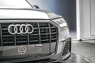 Used 2020 Audi Q7 Black Edition Grey - Interior and Exterior details 4