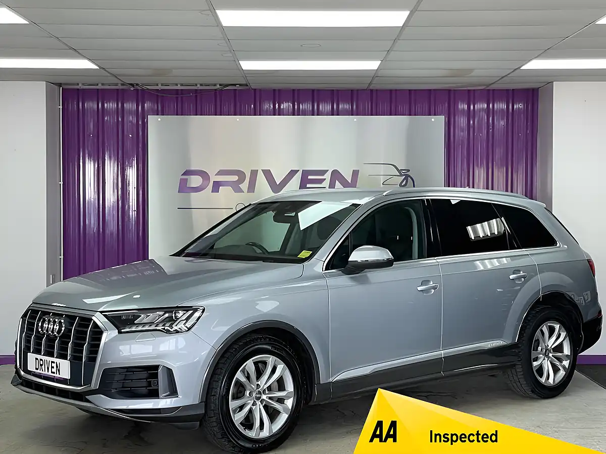 Used 2020 Audi Q7 Sport Floret Silver - Front View