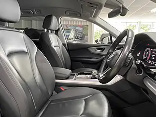 Used 2020 Audi Q7 Sport Floret Silver - Interior and Exterior details 13