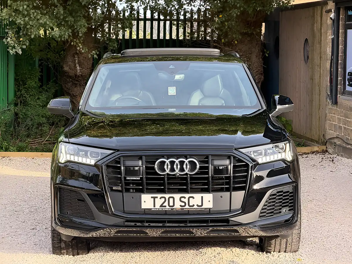 Used 2020 Audi Q7 Vorsprung Black - Interior and Exterior details 2