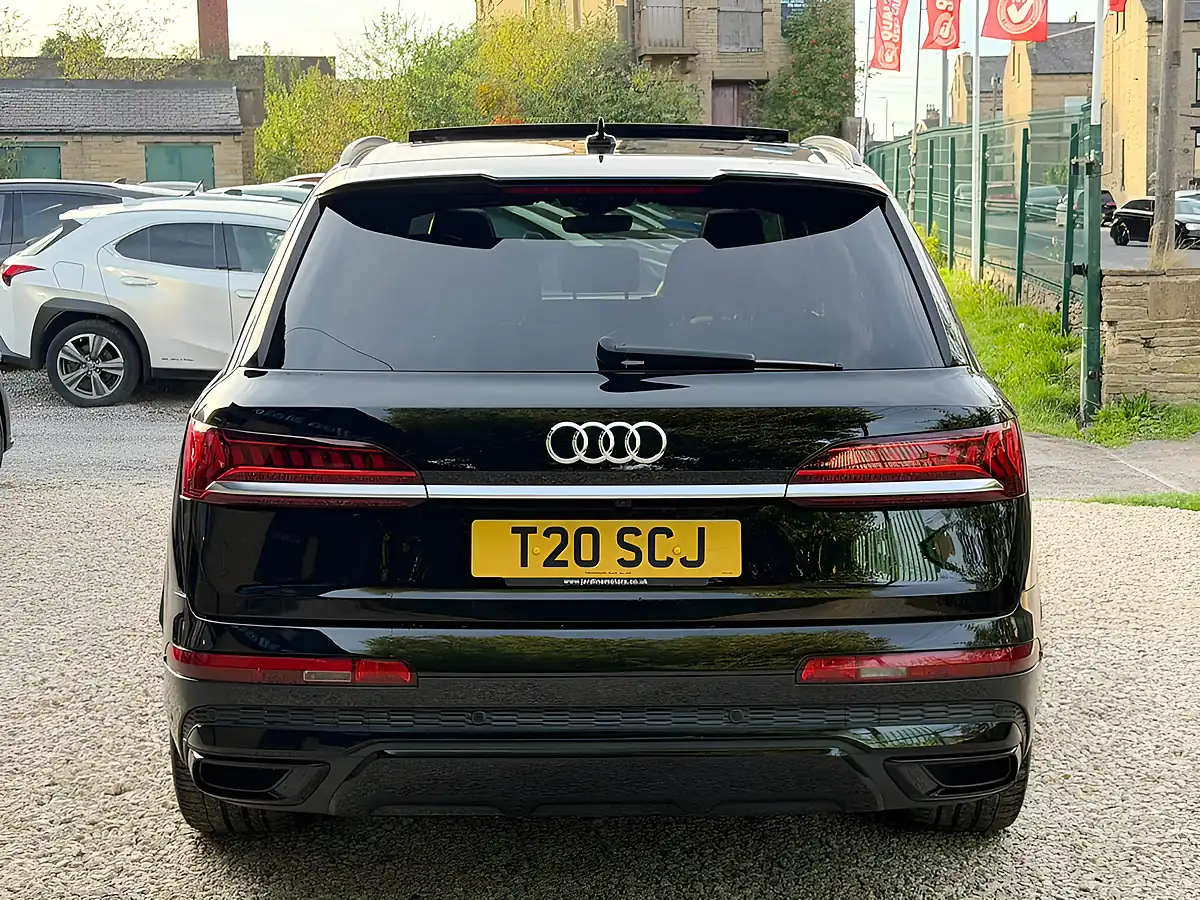 Used 2020 Audi Q7 Vorsprung Black - Interior and Exterior details 6