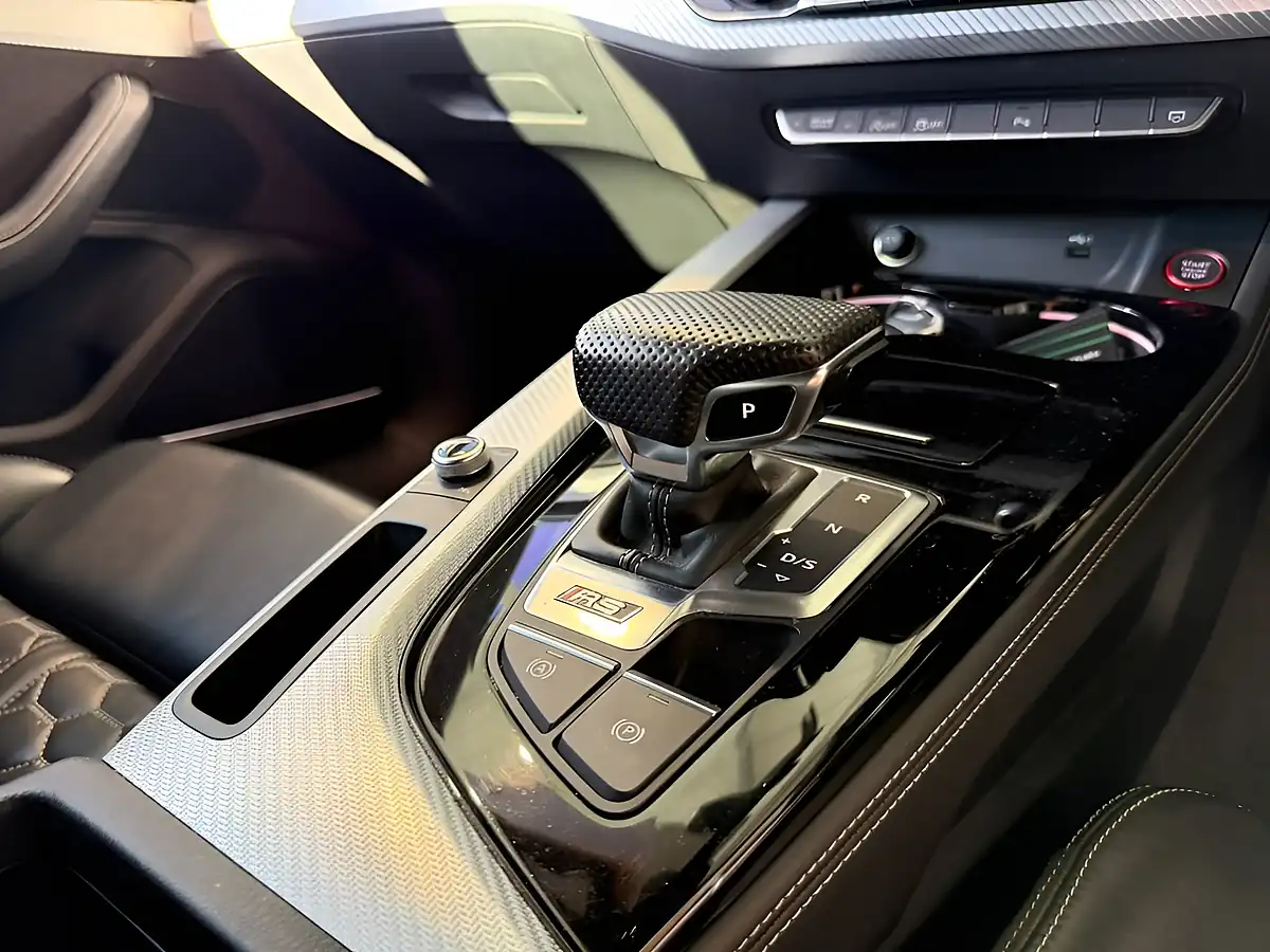 Used 2020 Audi RS 4 Avant Grey - Interior and Exterior details 16