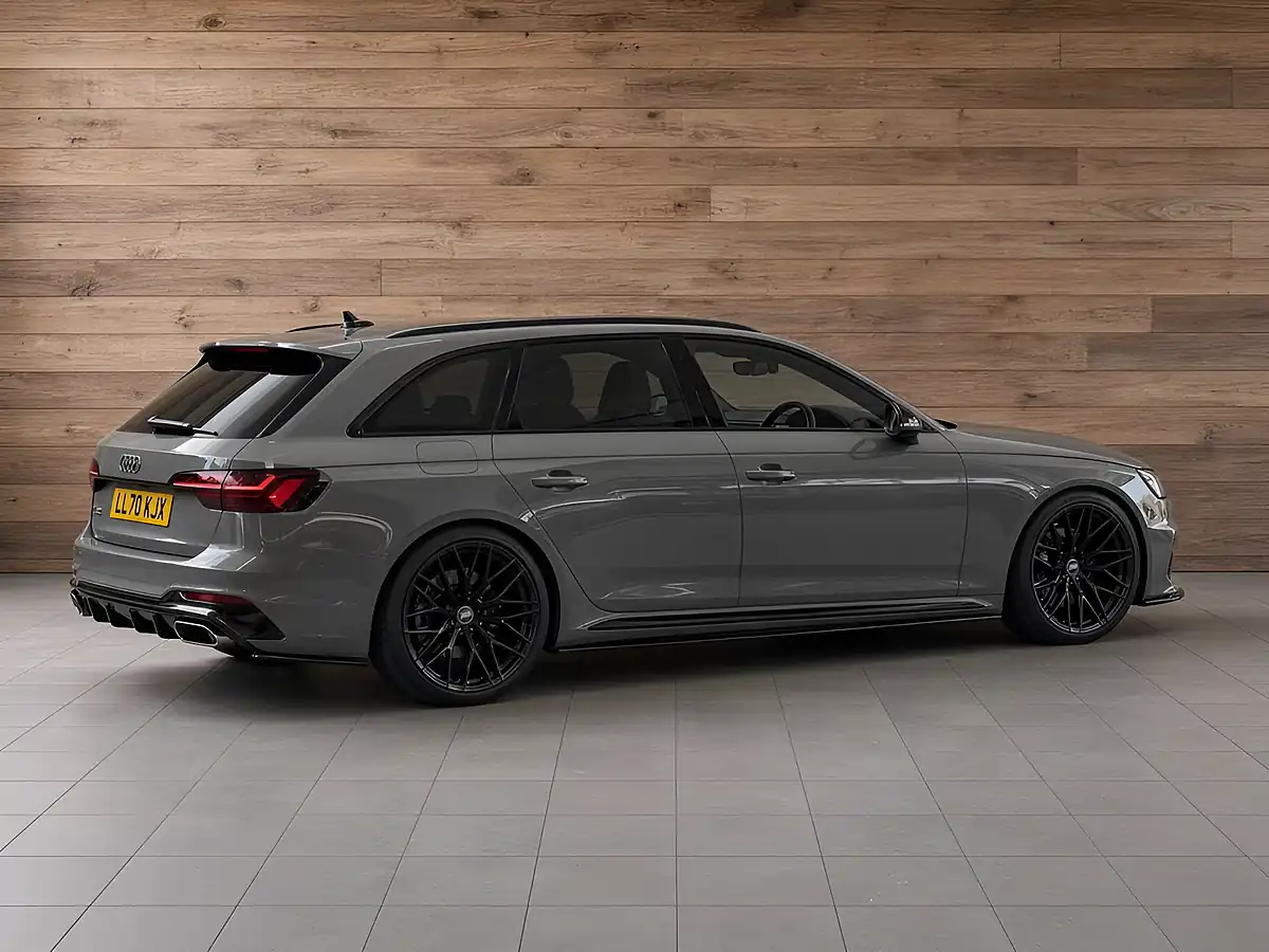 Used 2020 Audi RS 4 Avant Grey - Interior and Exterior details 4